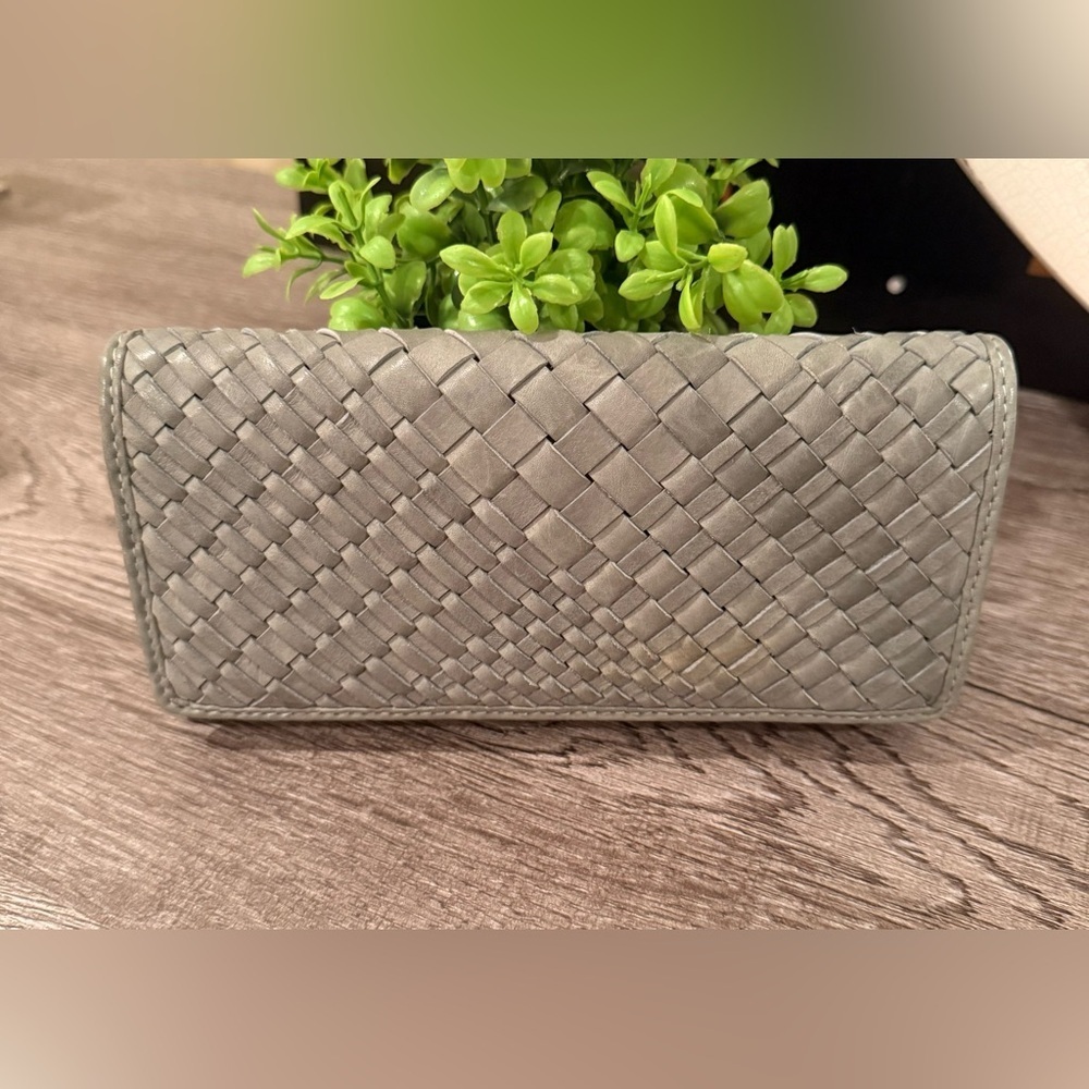 NWOT Braided Woven Green Leather Wallet With Credit Card Holders & ID Holder